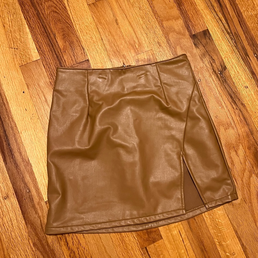brown leather skirt NEW WITH TAGS size Small